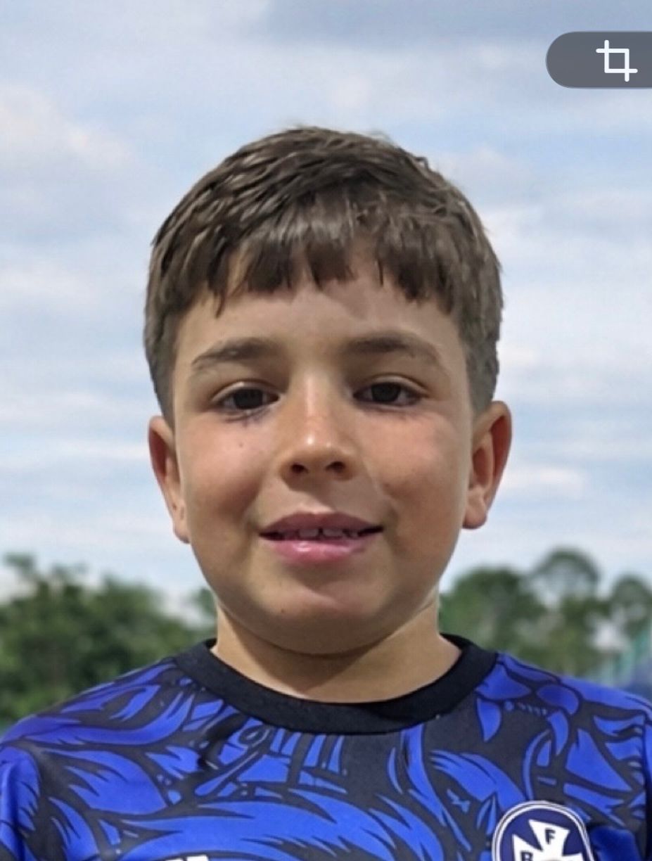 BENICIO SOARES DE CASTRO