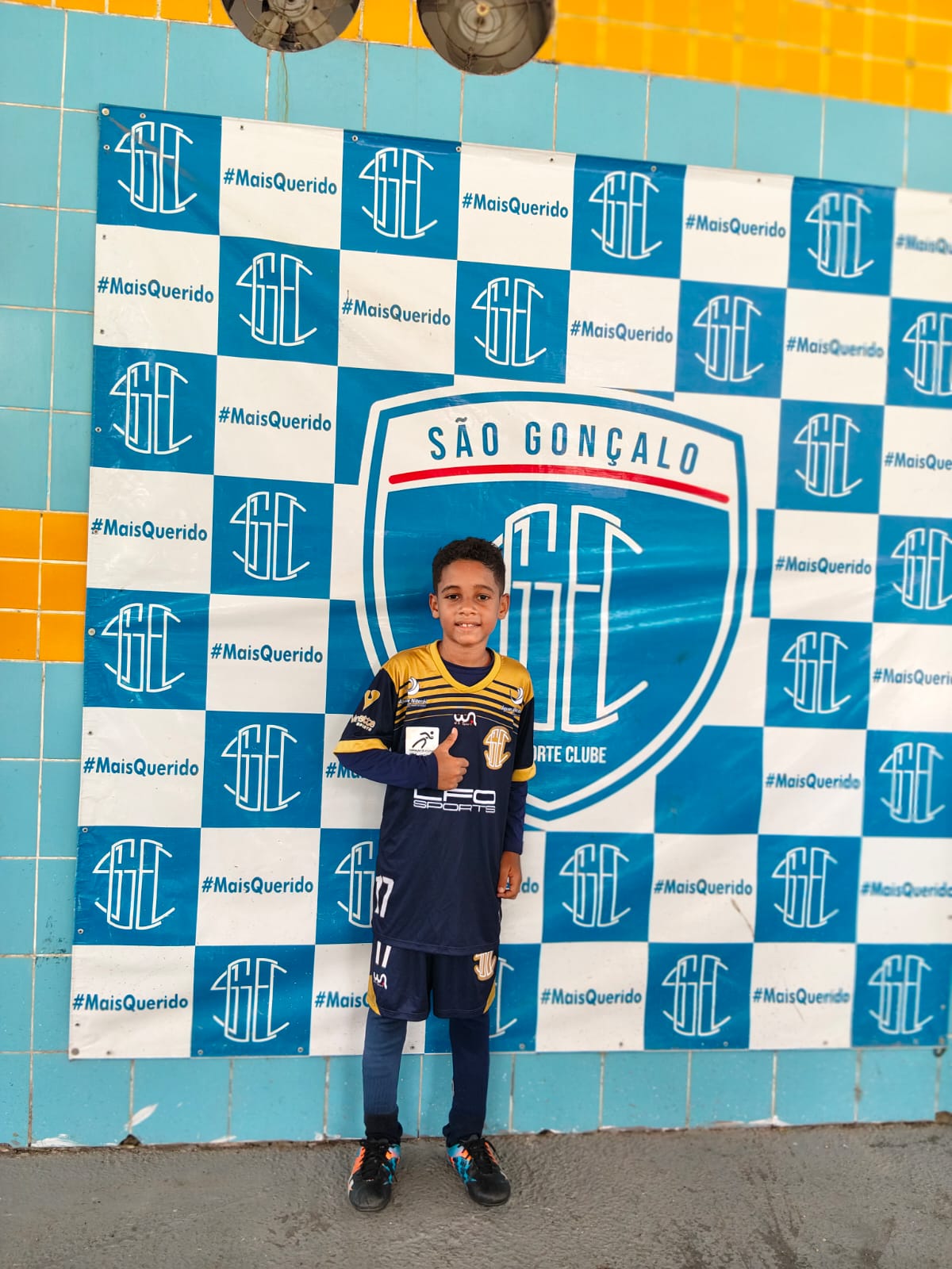 BRYAN DE MOURA LIMA  BRAZ