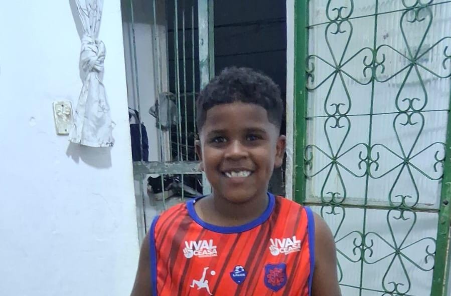 LUIS EMANOEL BARROS DE PAIVA