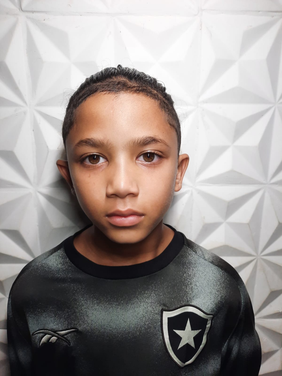 ADRIAN VINICIUS CORREIA DAMACENO